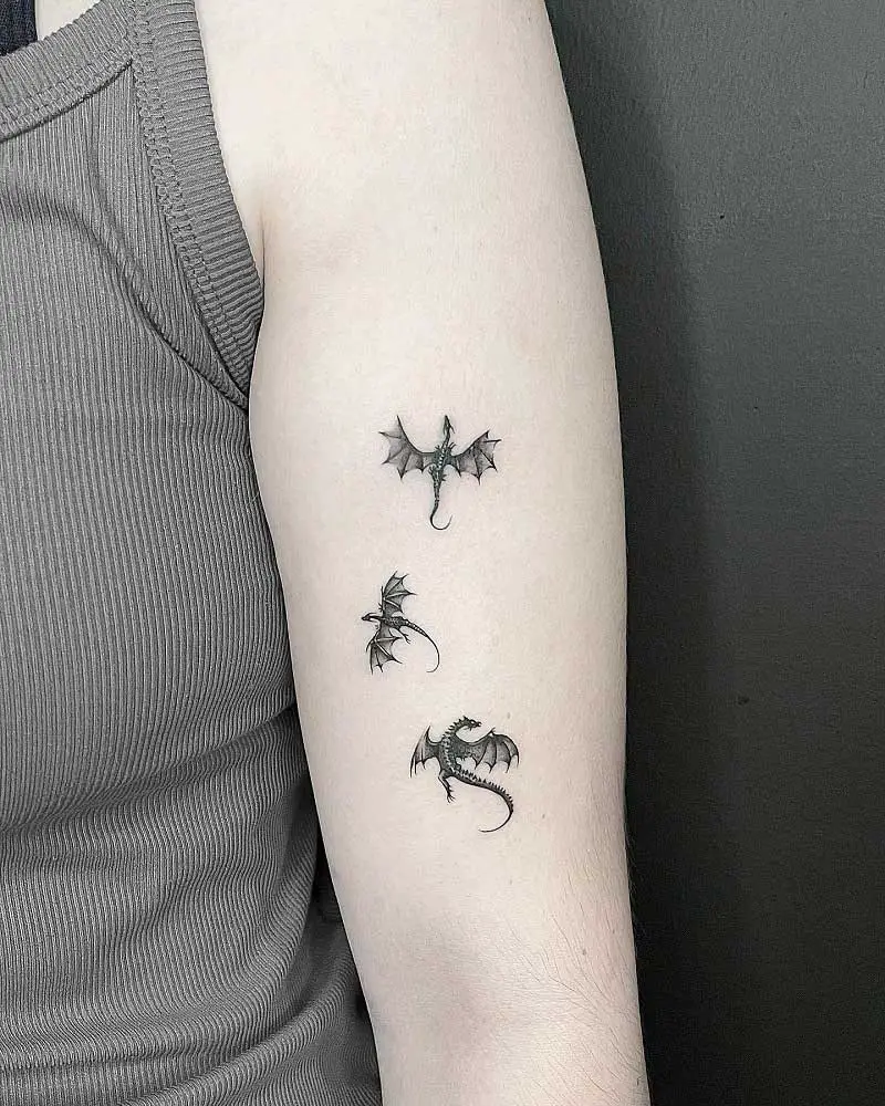 dragon-minimalist-tattoo-1