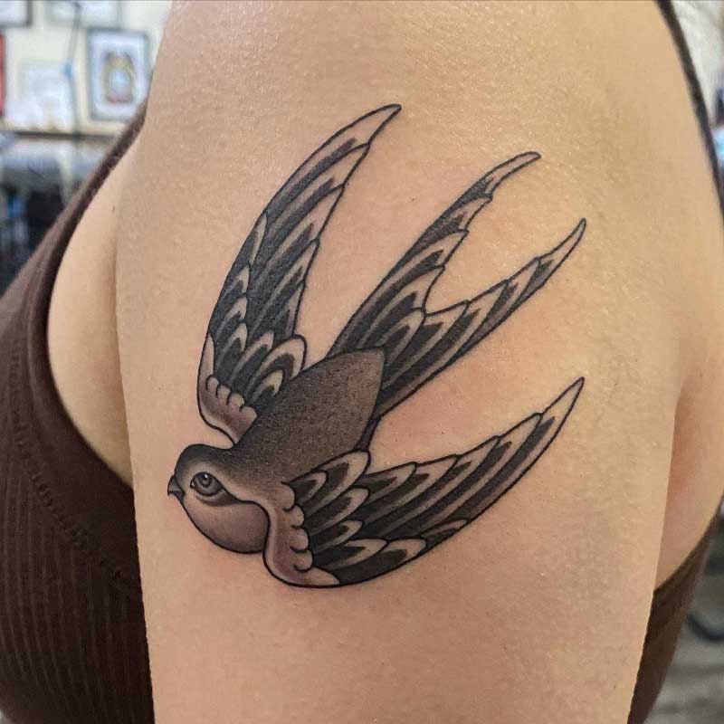 grand-sparrow-tattoo-3