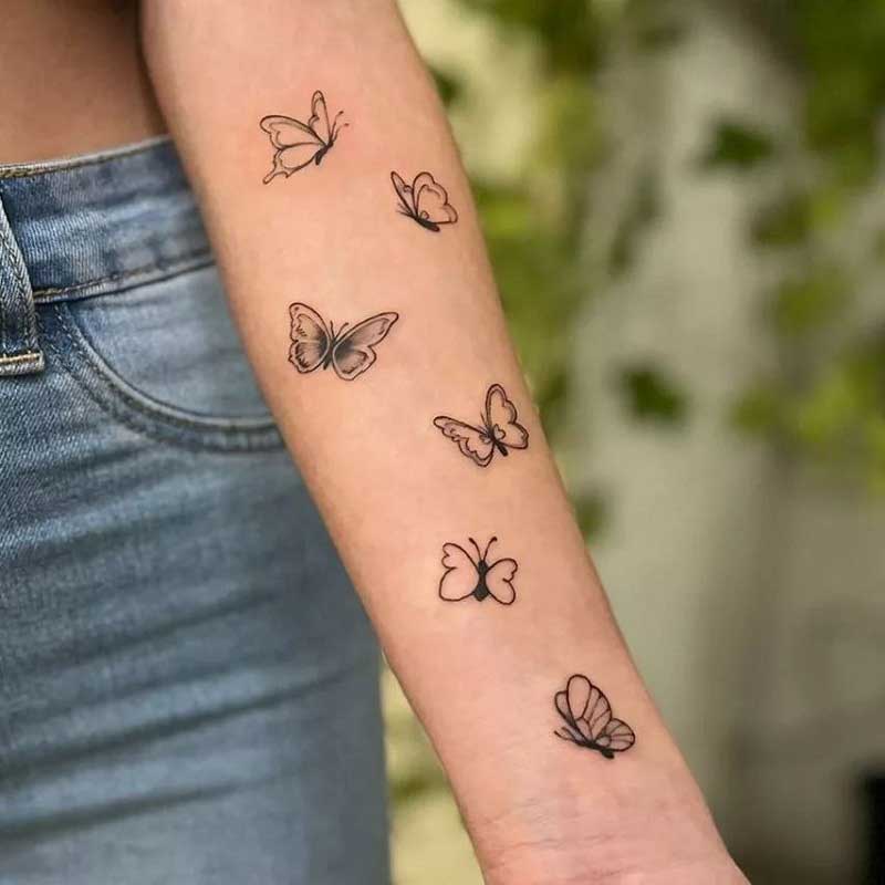 hand-minimalist-tattoo-3