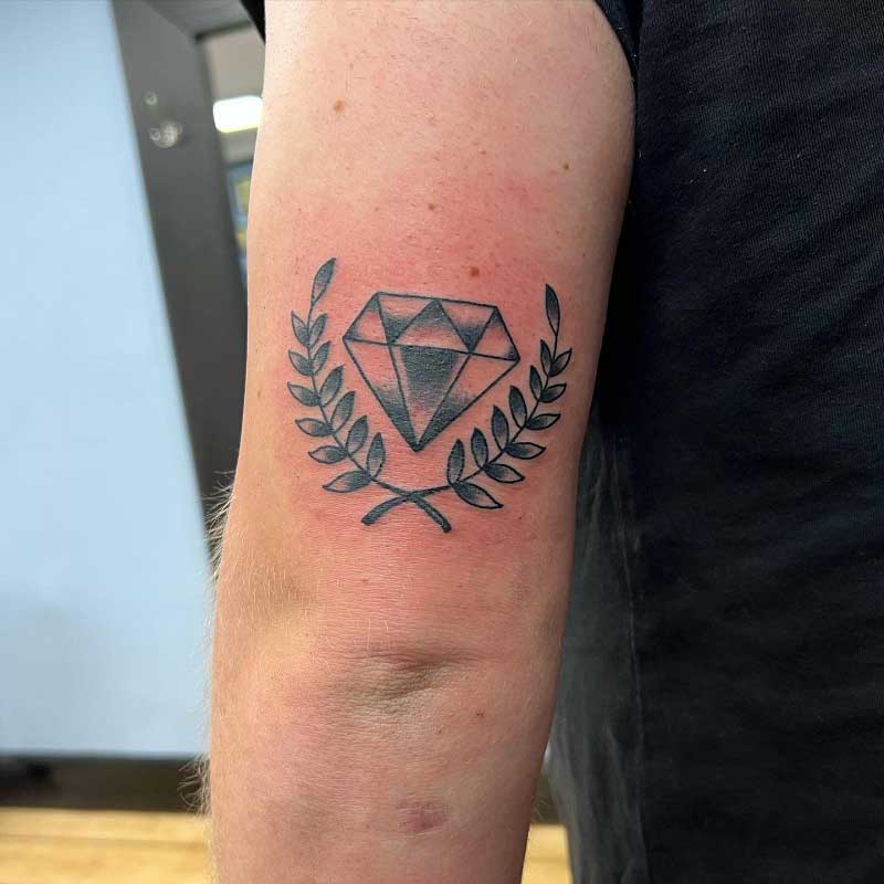 illuminati-diamond-tattoo-1