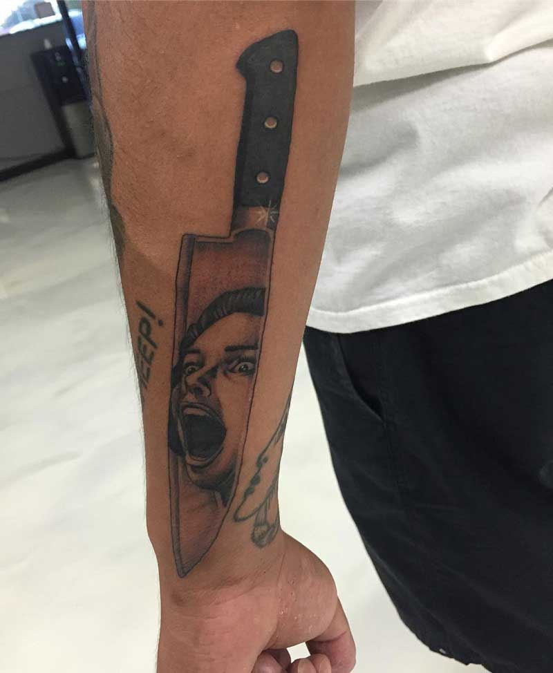 knife-reflection-tattoo-3