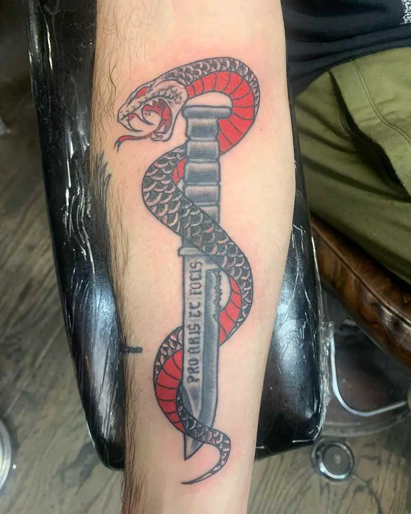 knife-snake-tattoo-1