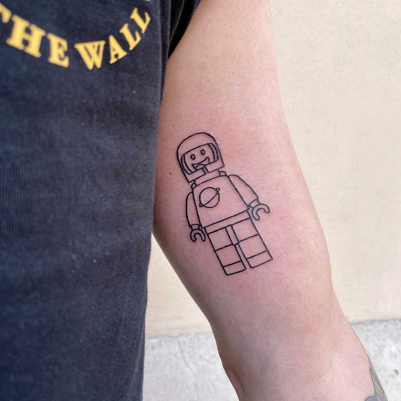 lego-astronaut-tattoo-2