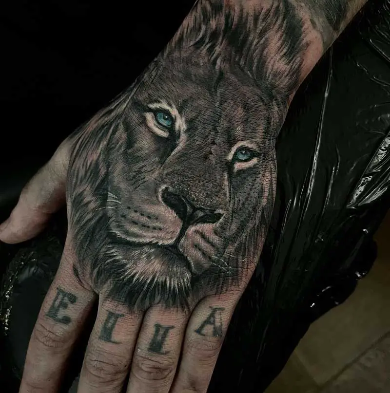 lion-hand-tattoo-designs-3