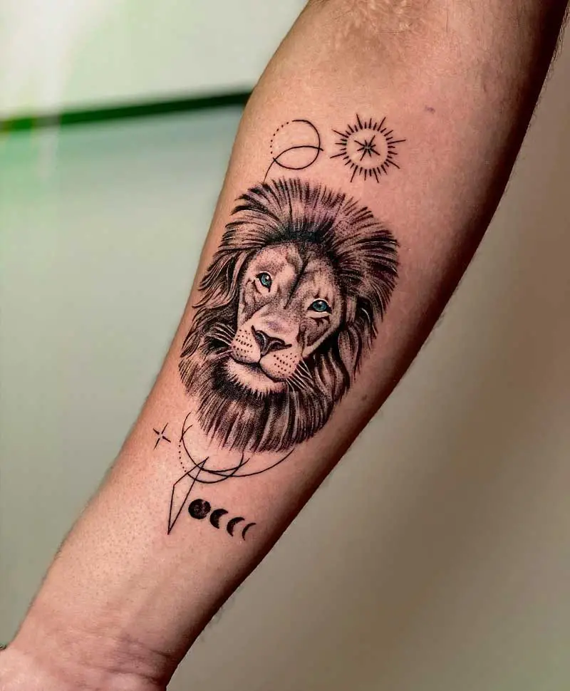 lion-minimalist-tattoo-2