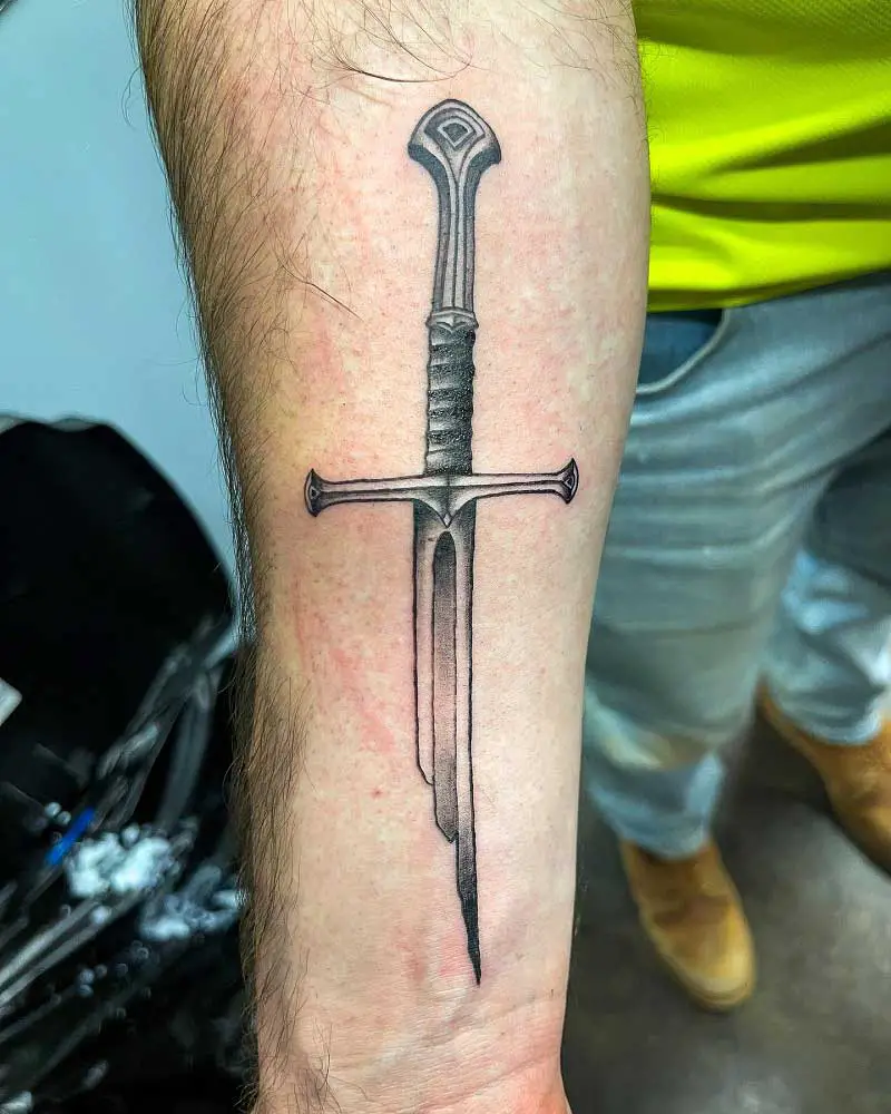 lotr-minimalist-tattoo-3