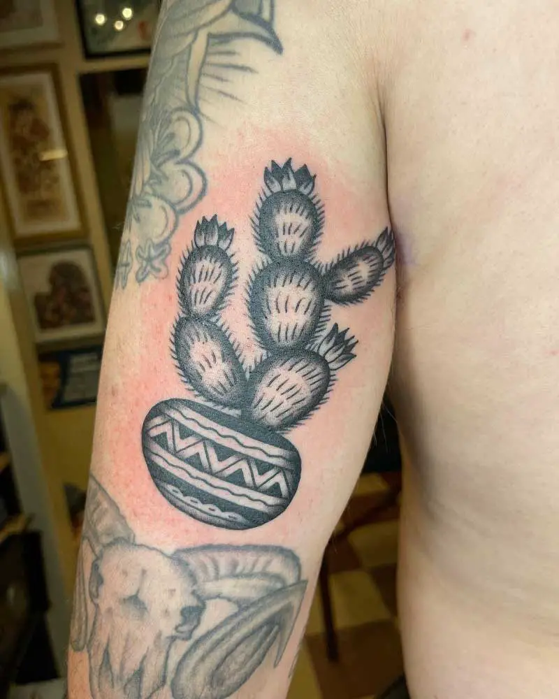 lucky-cactus-tattoo-3
