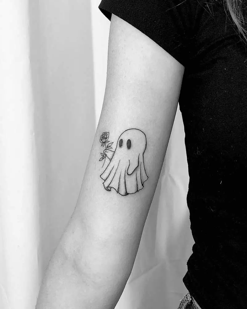 minimalist-ghost-tattoo-2