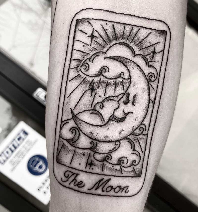 moon-tarot-card-tattoo-1