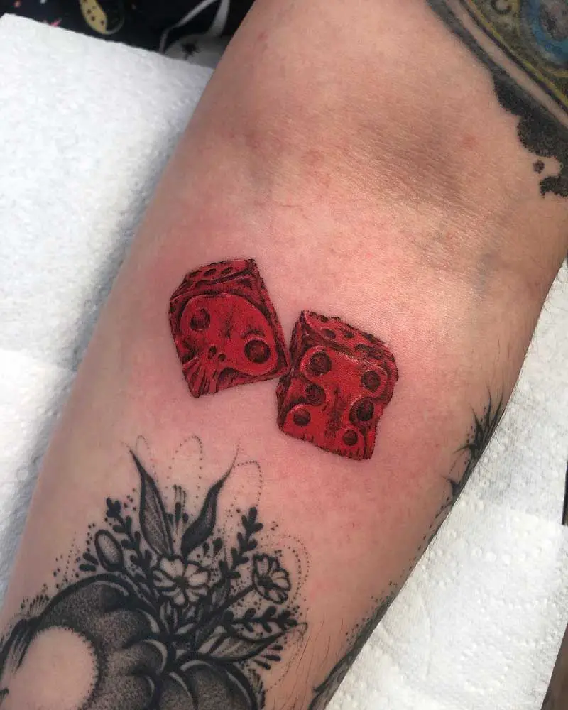 oogie-boogie-dice-tattoo-2