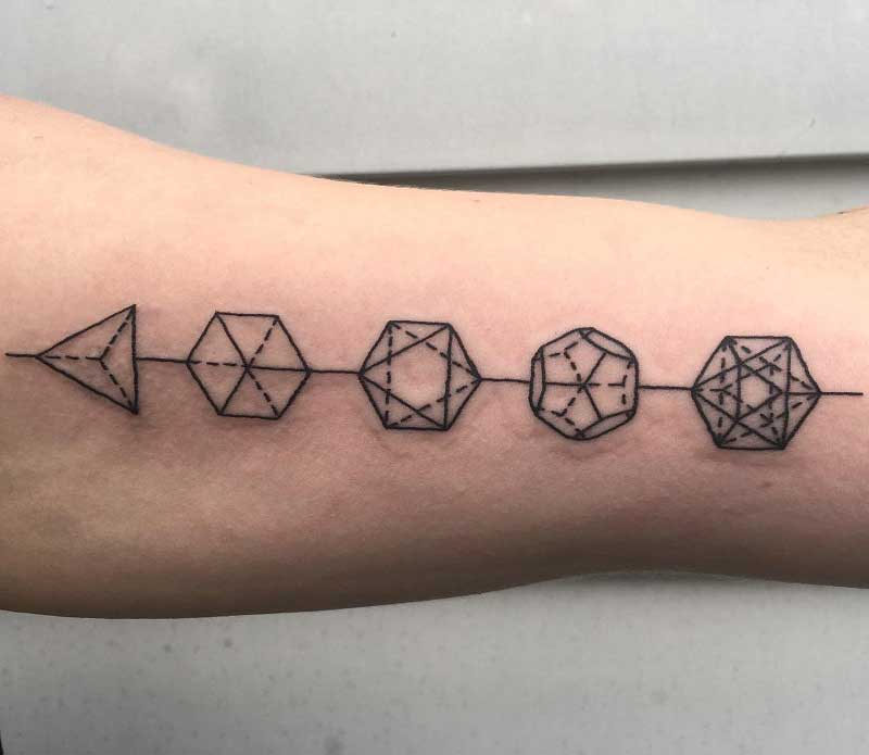 polyhedral-dice-tattoo-1