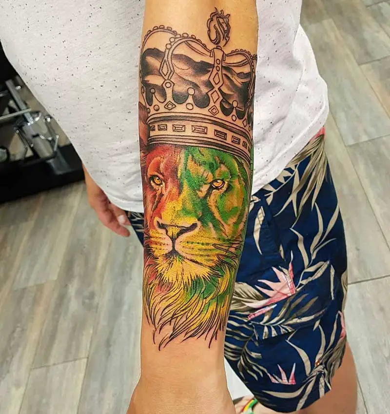 rasta-lion-hand-tattoo-2