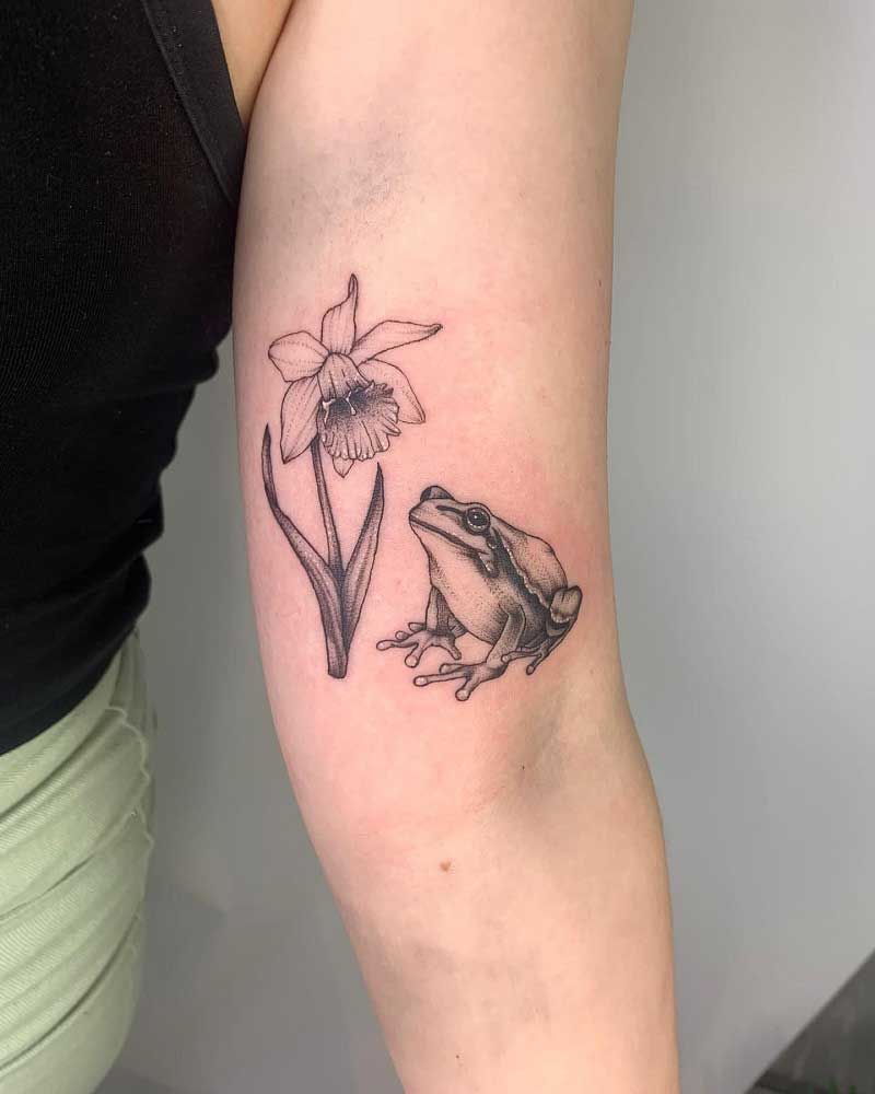 realistic-daffodil-tattoo-1