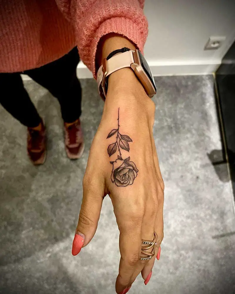 rose-minimalist-tattoo-1