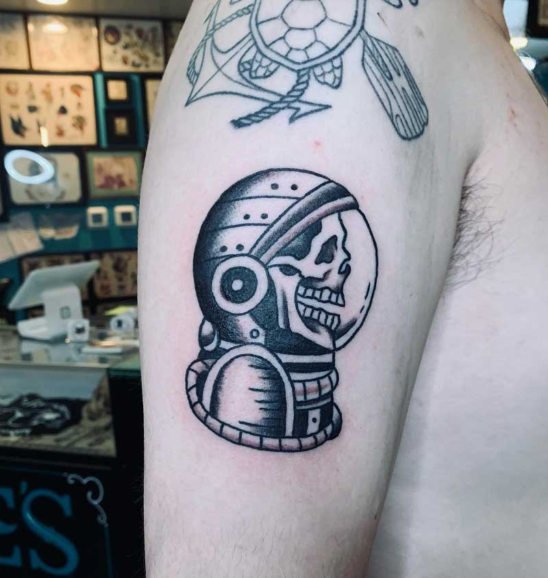 skull-astronaut-tattoo-3