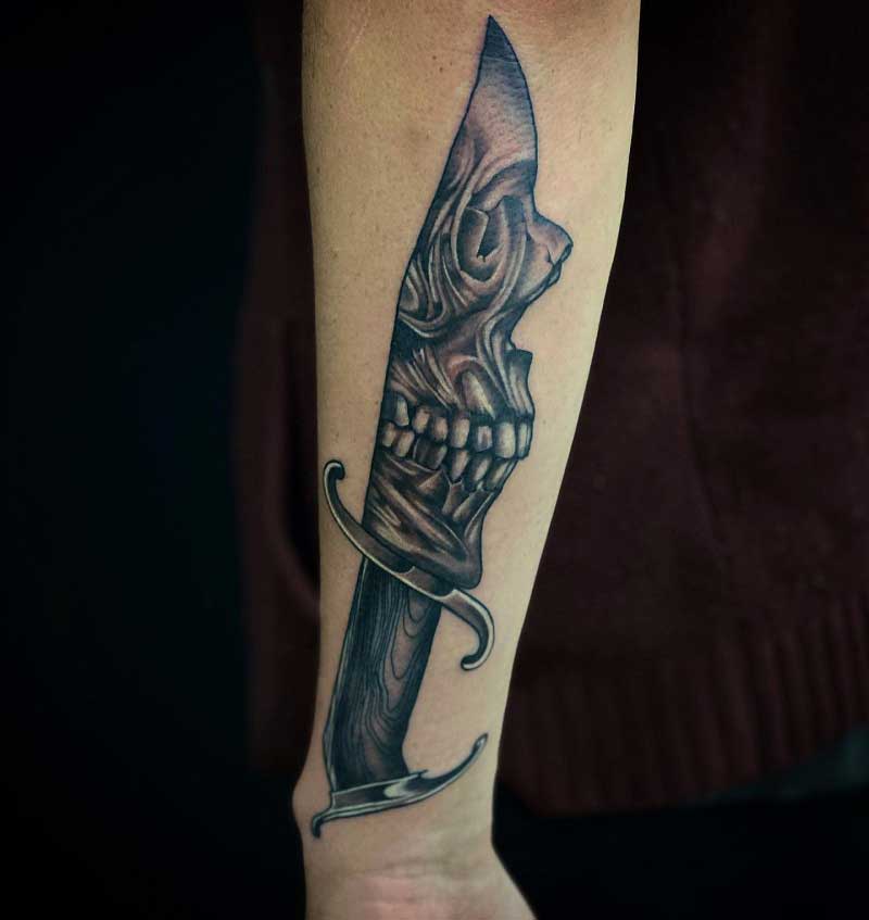 skull-knife-tattoo-1