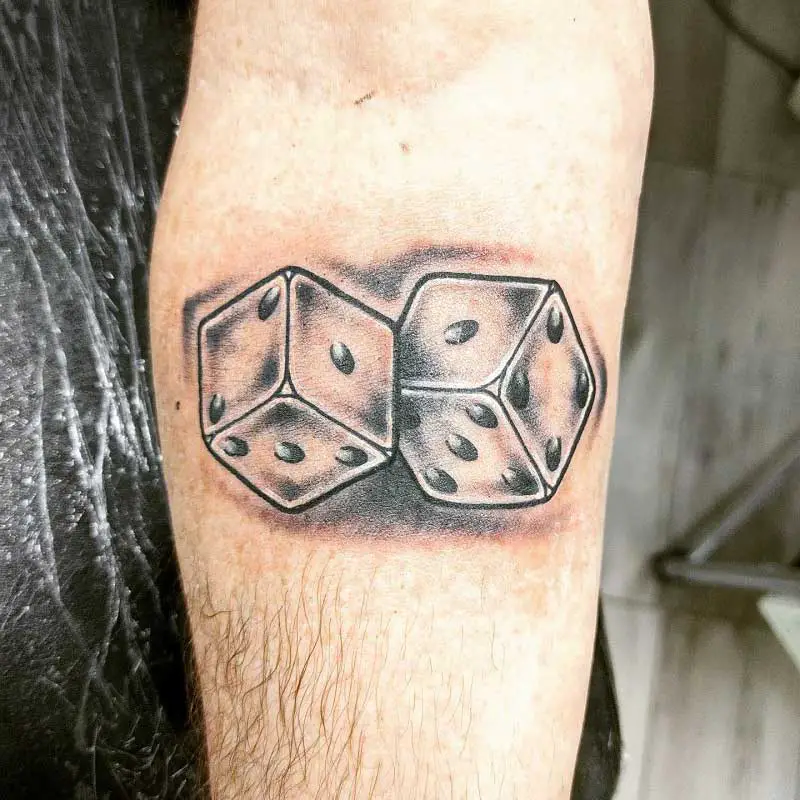 snake-eyes-dice-tattoo-1