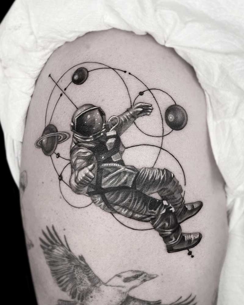 space-astronaut-tattoo-1