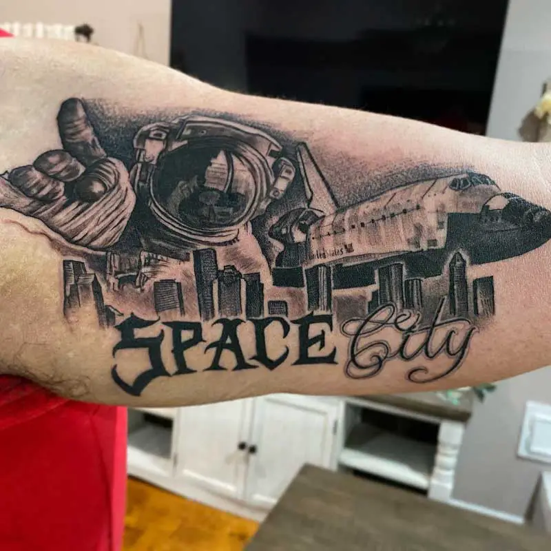 space-city-tattoo-1