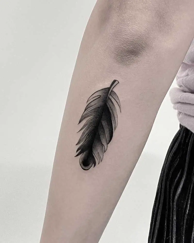 sparrow-feather-tattoo-1