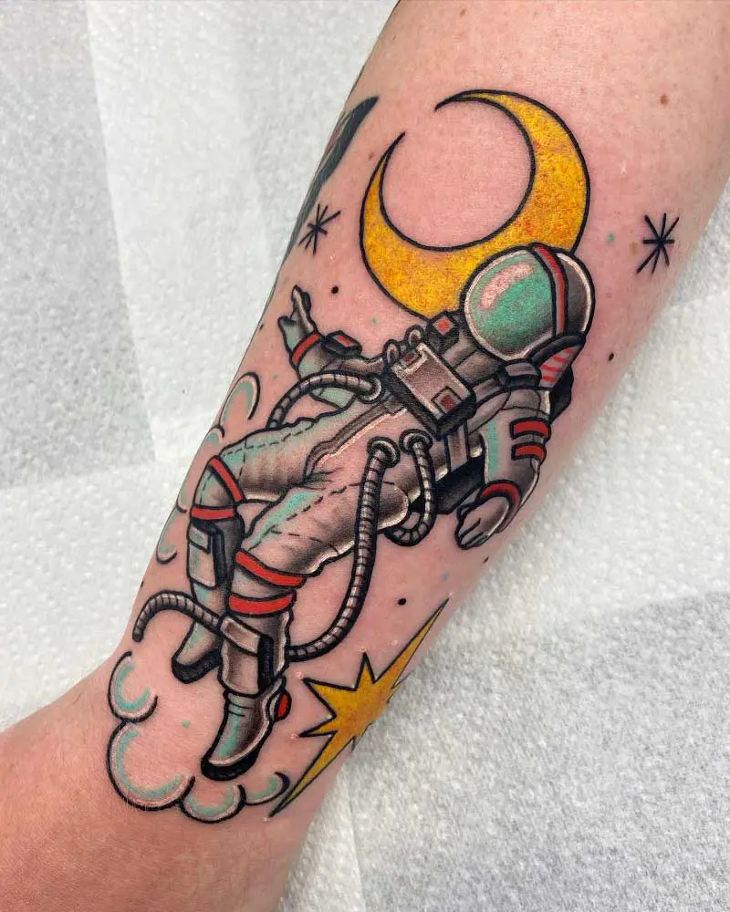 traditional-astronaut-tattoo-2