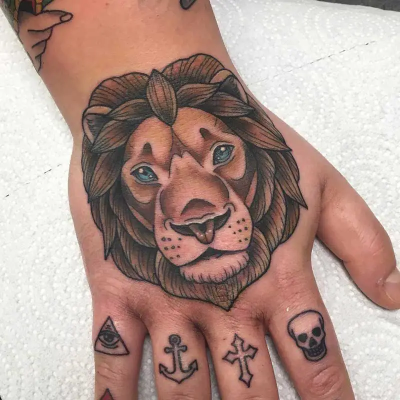 traditional-lion-hand-tattoo-1