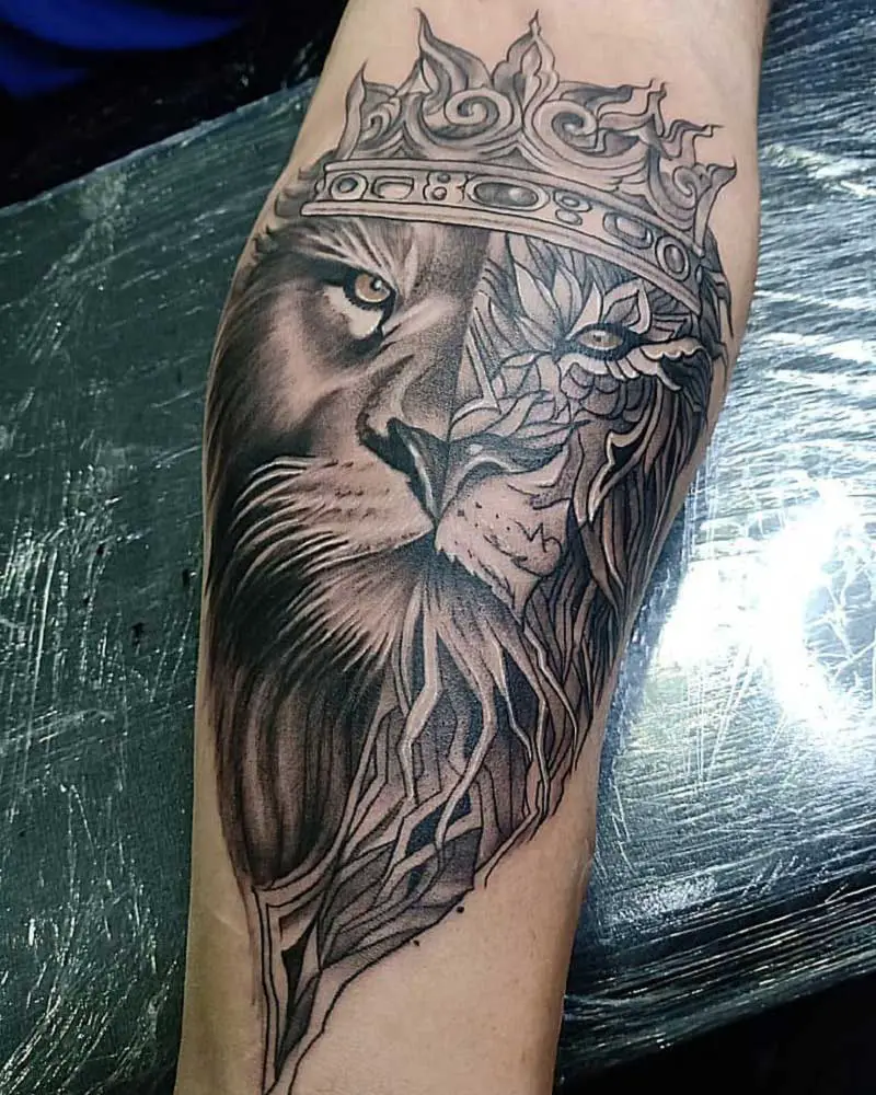 tribal-lion-hand-tattoo-1