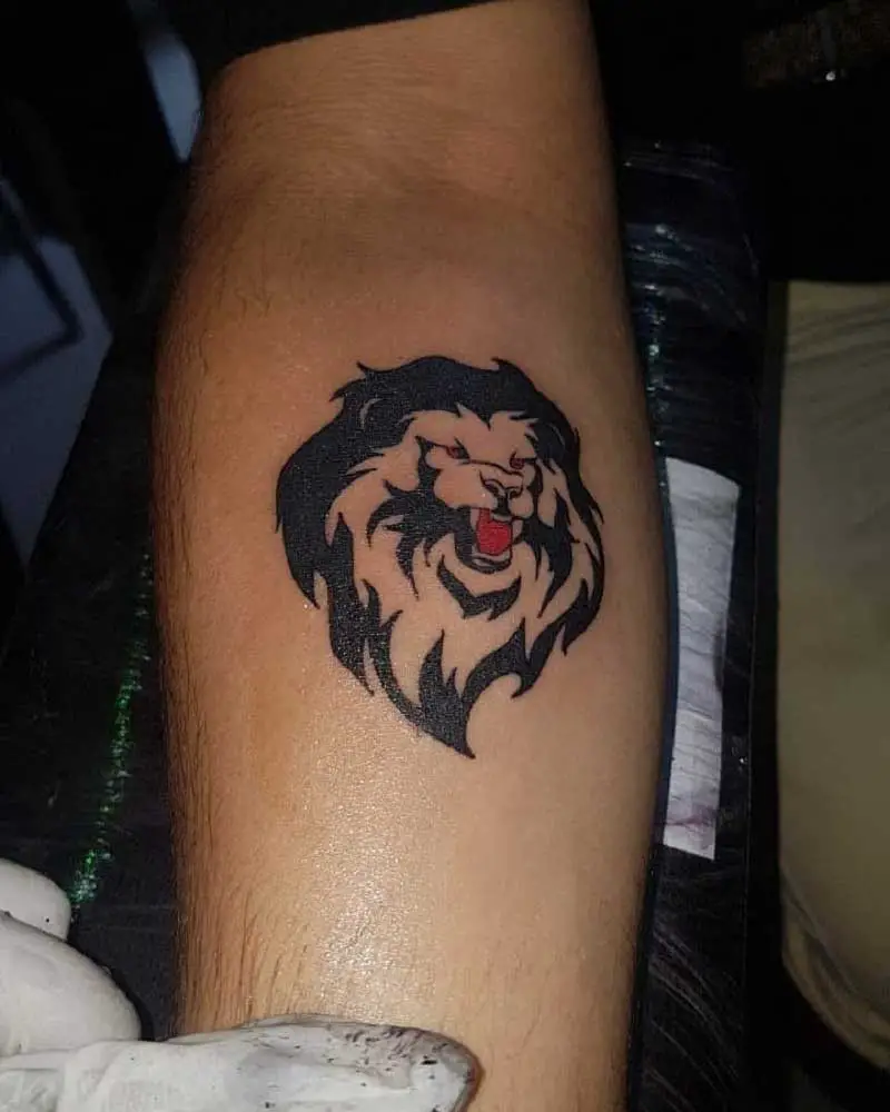 tribal-lion-hand-tattoo-3