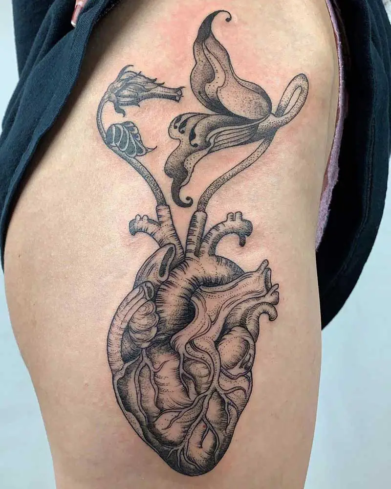 anatomical-sacred-heart-tattoo-3