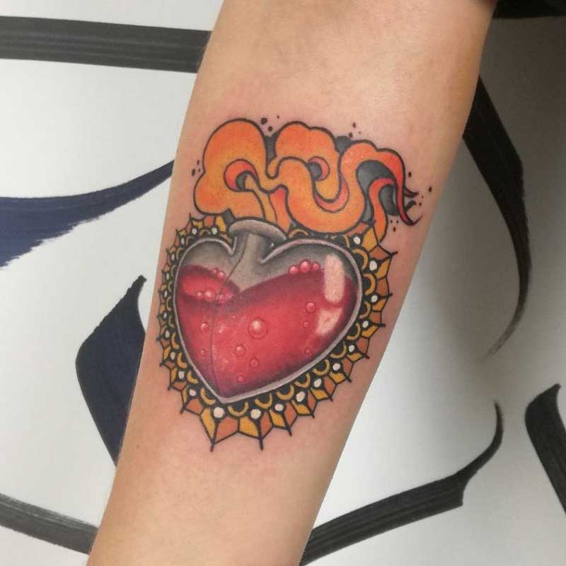 glass-sacred-heart-tattoo-1