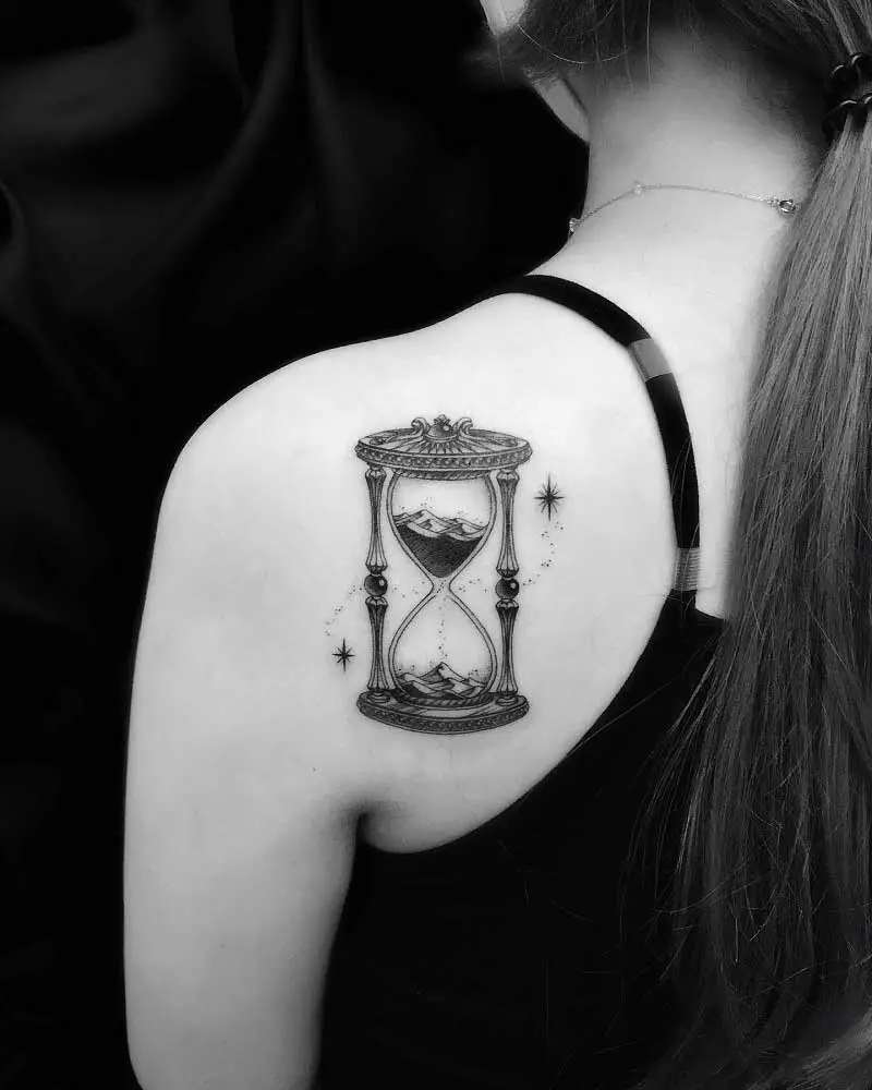 hourglass-back-tattoo-1