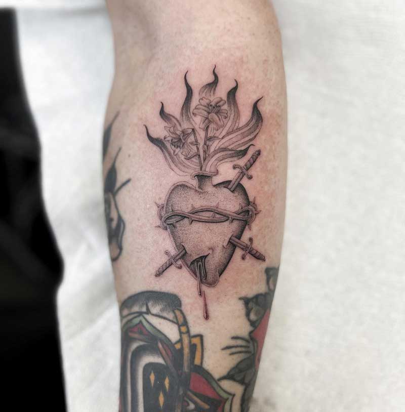 single-needle-sacred-heart-tattoo-2