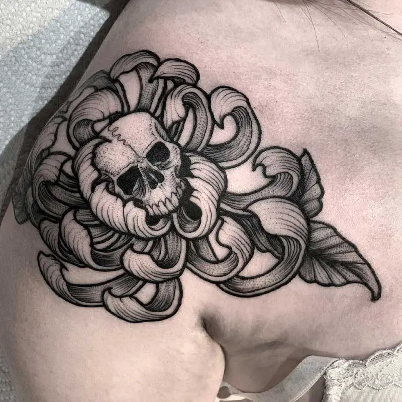 skull-chrysanthemum-tattoo-2