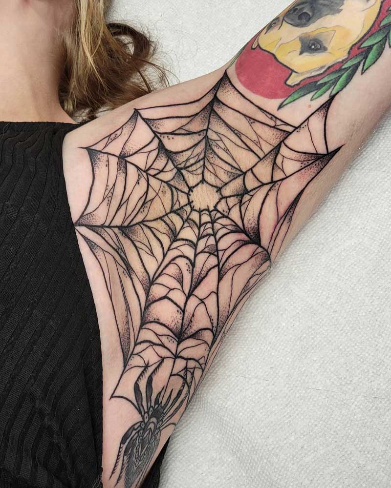 spider-web-armpit-tattoo-1