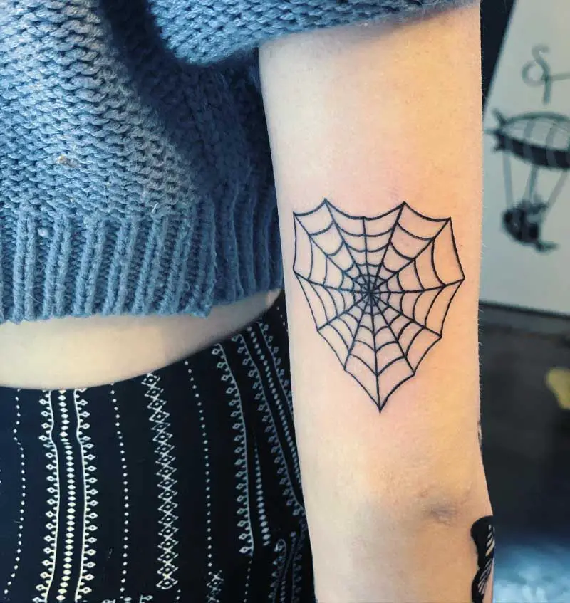 spider-web-flash-tattoo-3