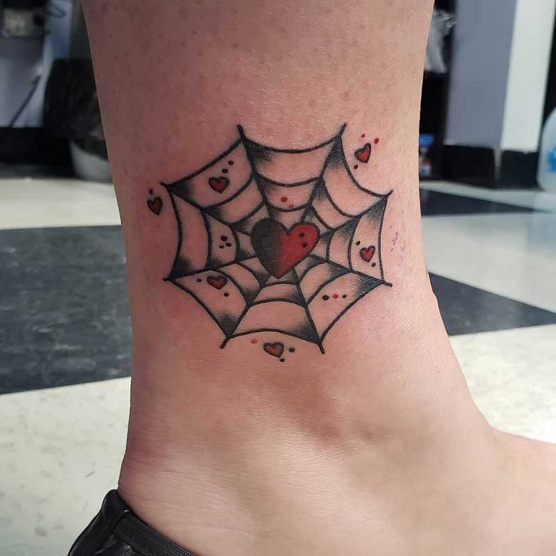 spider-web-heart-tattoo-1