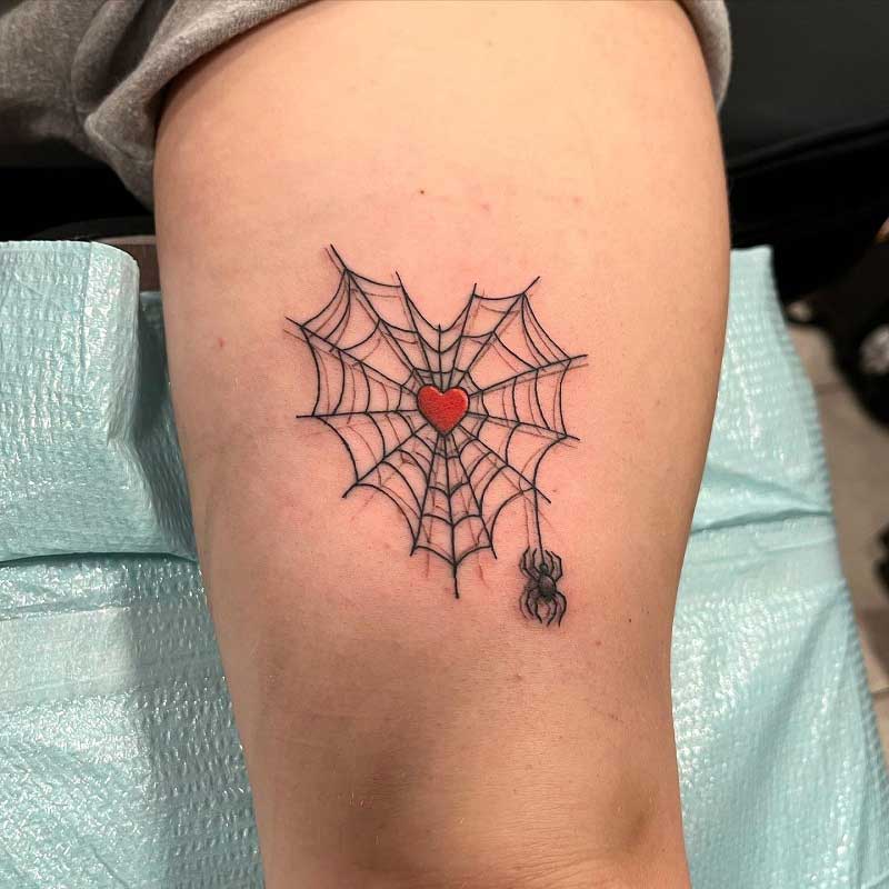 spider-web-heart-tattoo-2