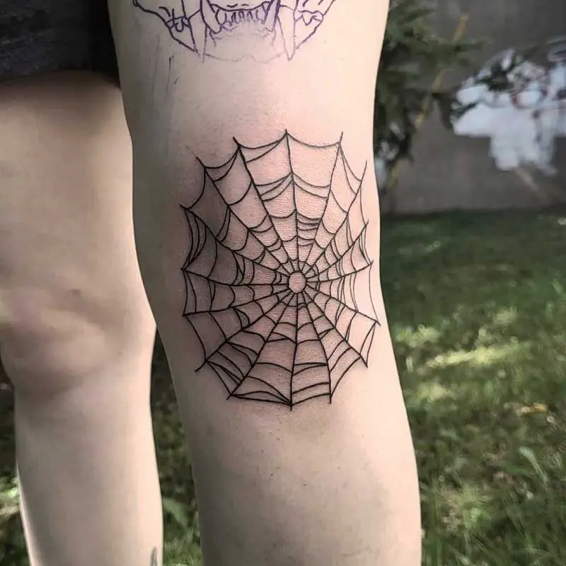spider-web-knee-tattoo-3