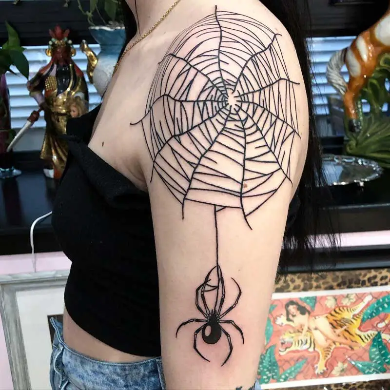 spider-web-shoulder-tattoo-3