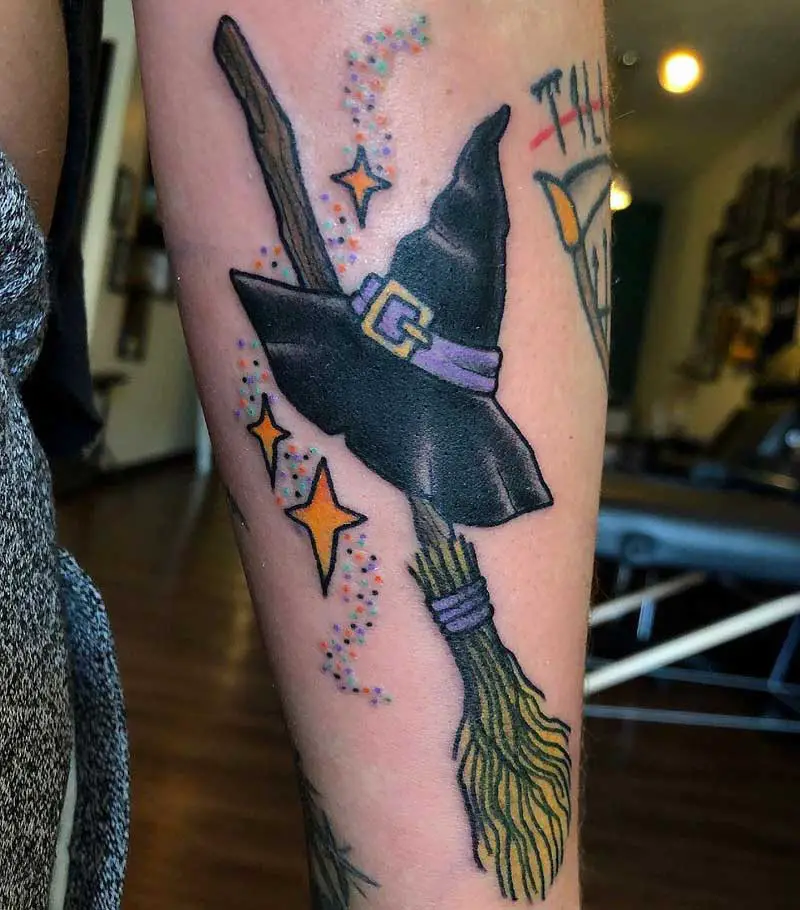 witch-hat-tattoo-3