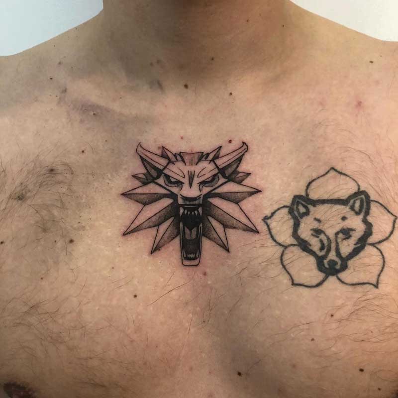 witcher-medallion-tattoo-2