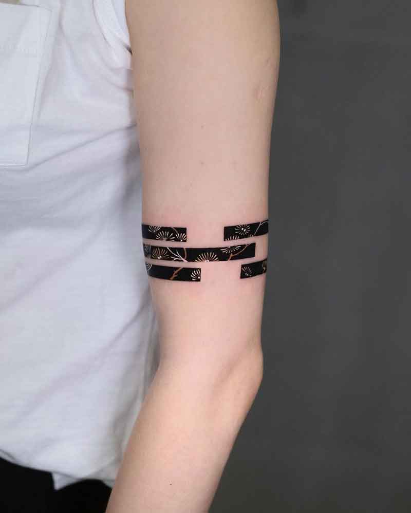 Arm Ring Tattoo 3