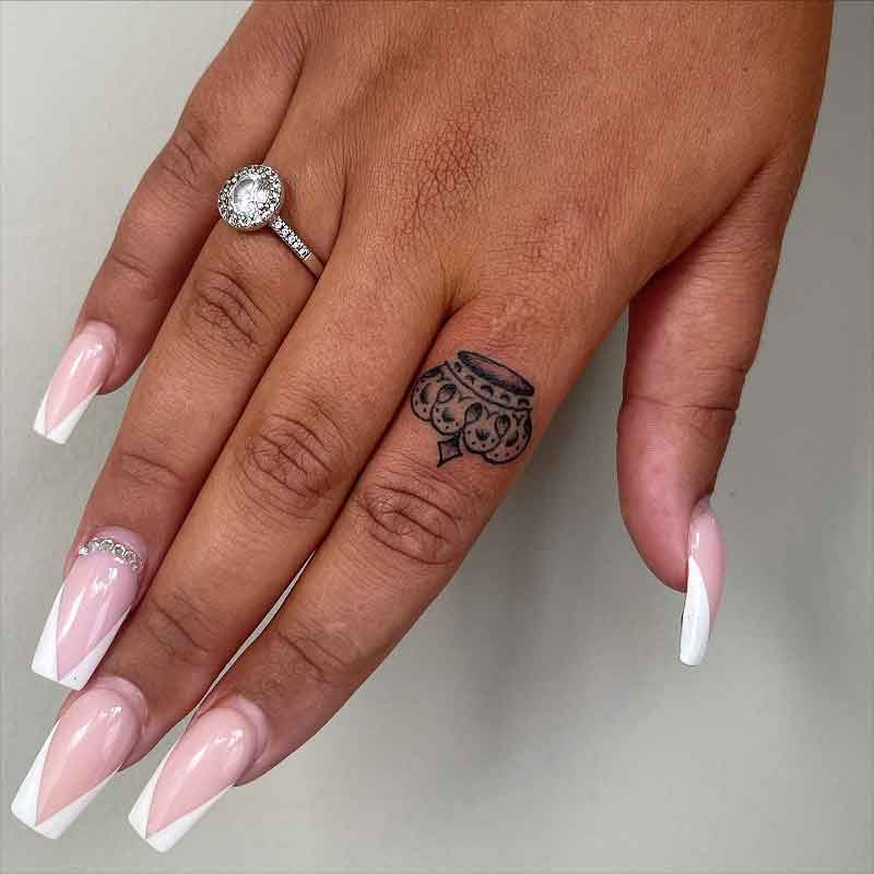 Crown Ring Tattoo 3