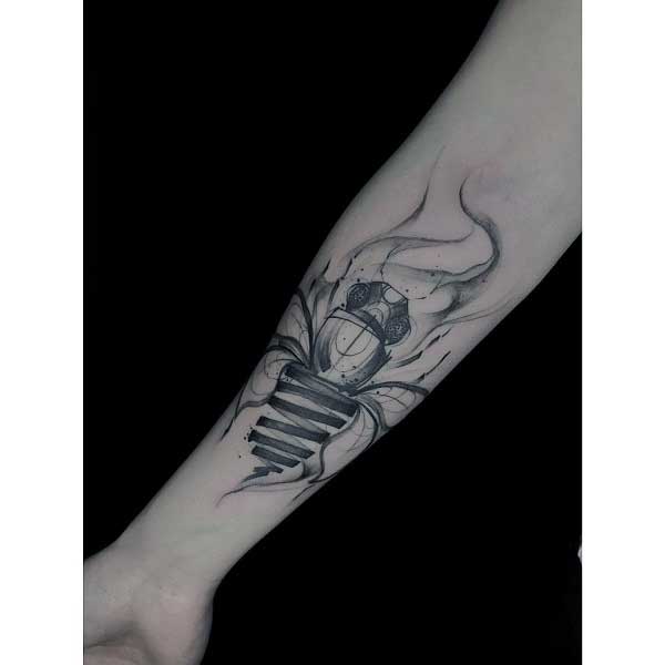 abstract-bee-tattoo-2