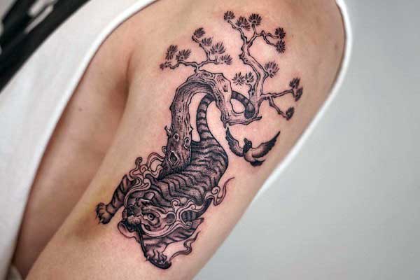 american-traditional-tiger-tattoo-2