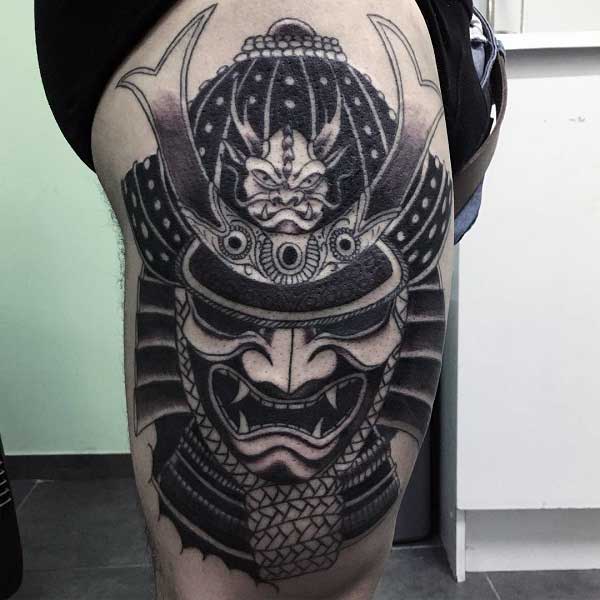 casco-samurai-tattoo-1