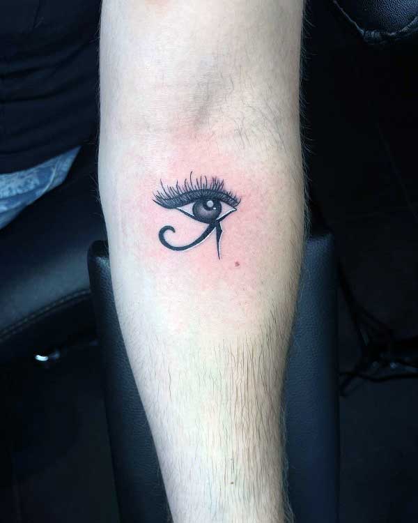 egyptian-eye-tattoo-1