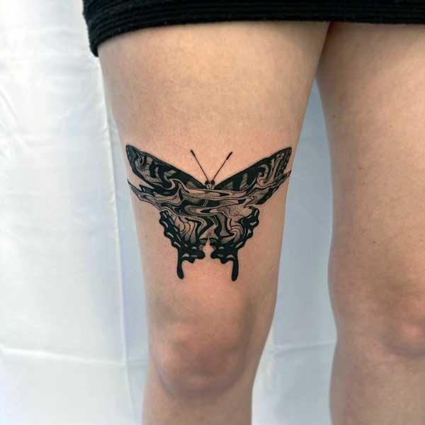 black-butterfly-thigh-tattoos-3