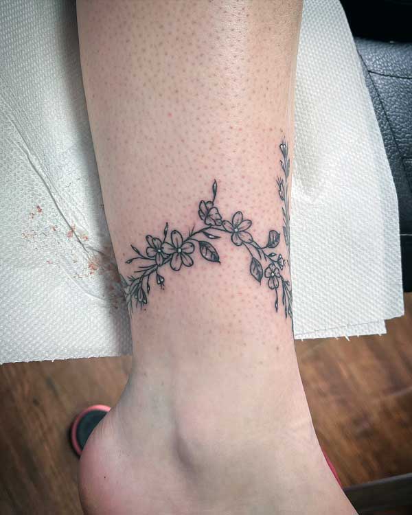 feminine-ankle-bracelet-tattoo-3