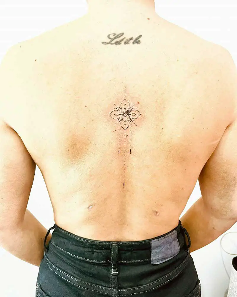 meaningful-spine-tattoos-for-men-1